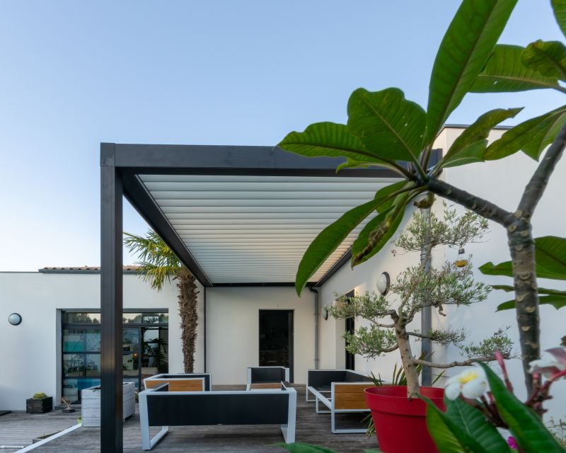 Aluminum Awning Installation detail